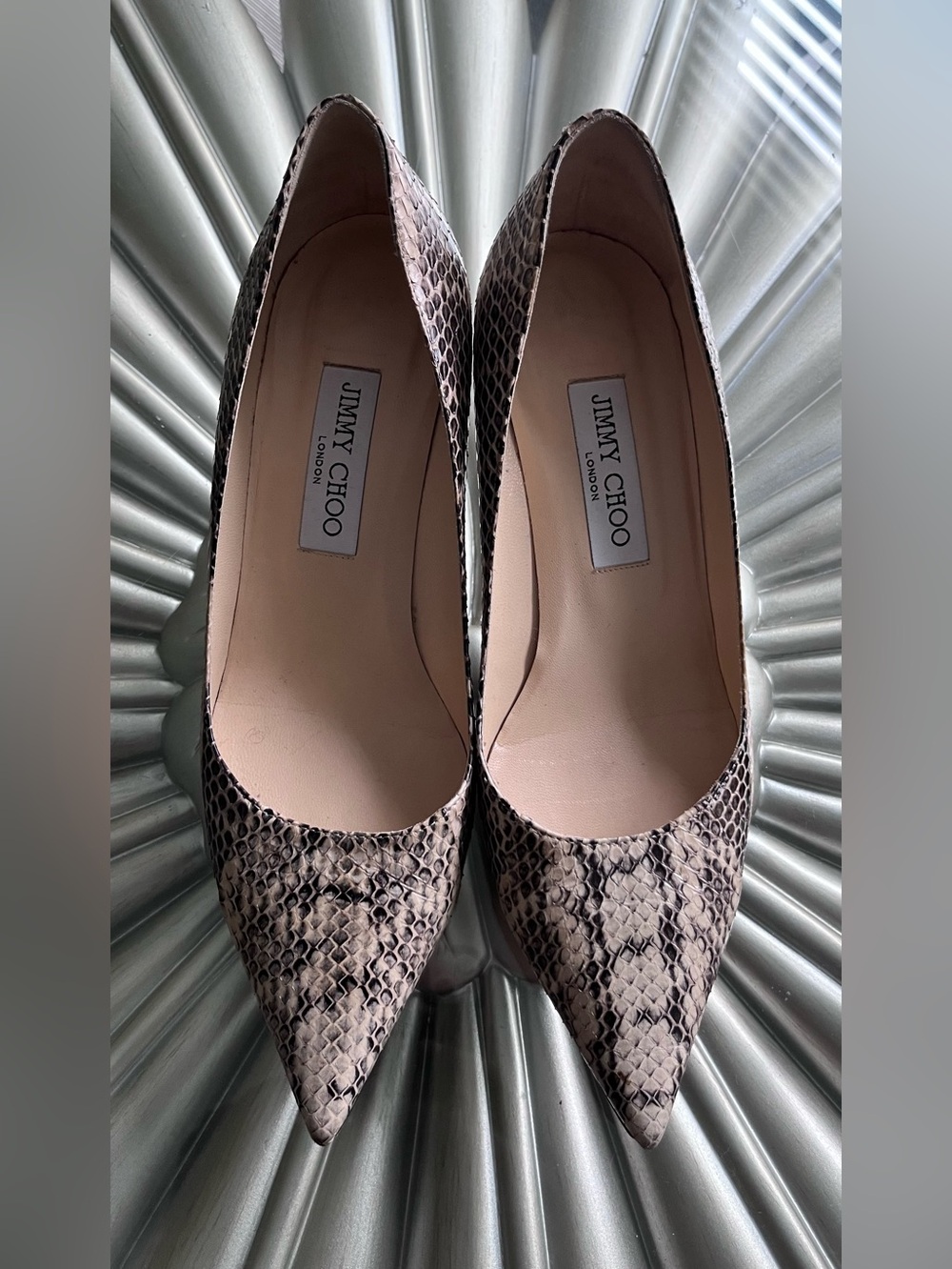 Jimmy Choo London Women’s size 6.5 Taupe Snake Skin Pointed-Toe Pumps
